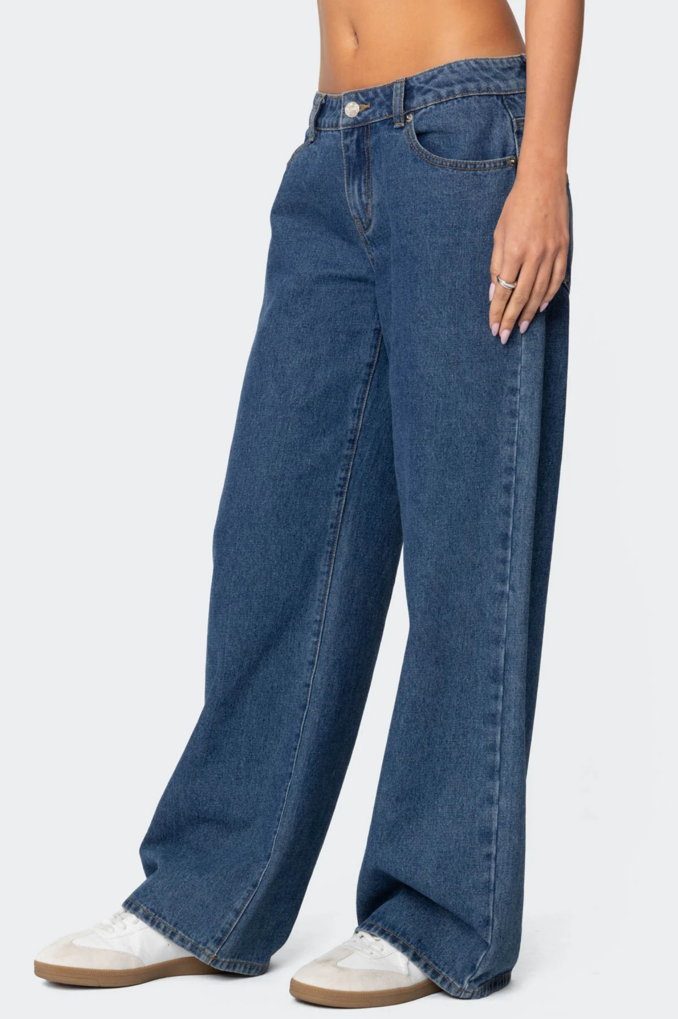 Low wide leg jeans